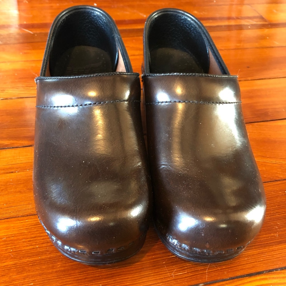Brown Dansko clogs 37 unworn